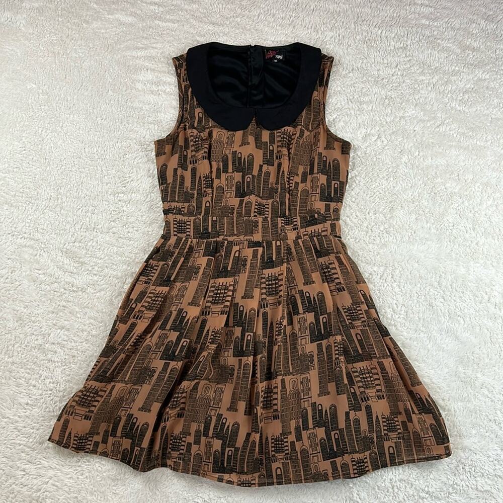 Yumi City Scape sleeveless brown and black a line dress, size med